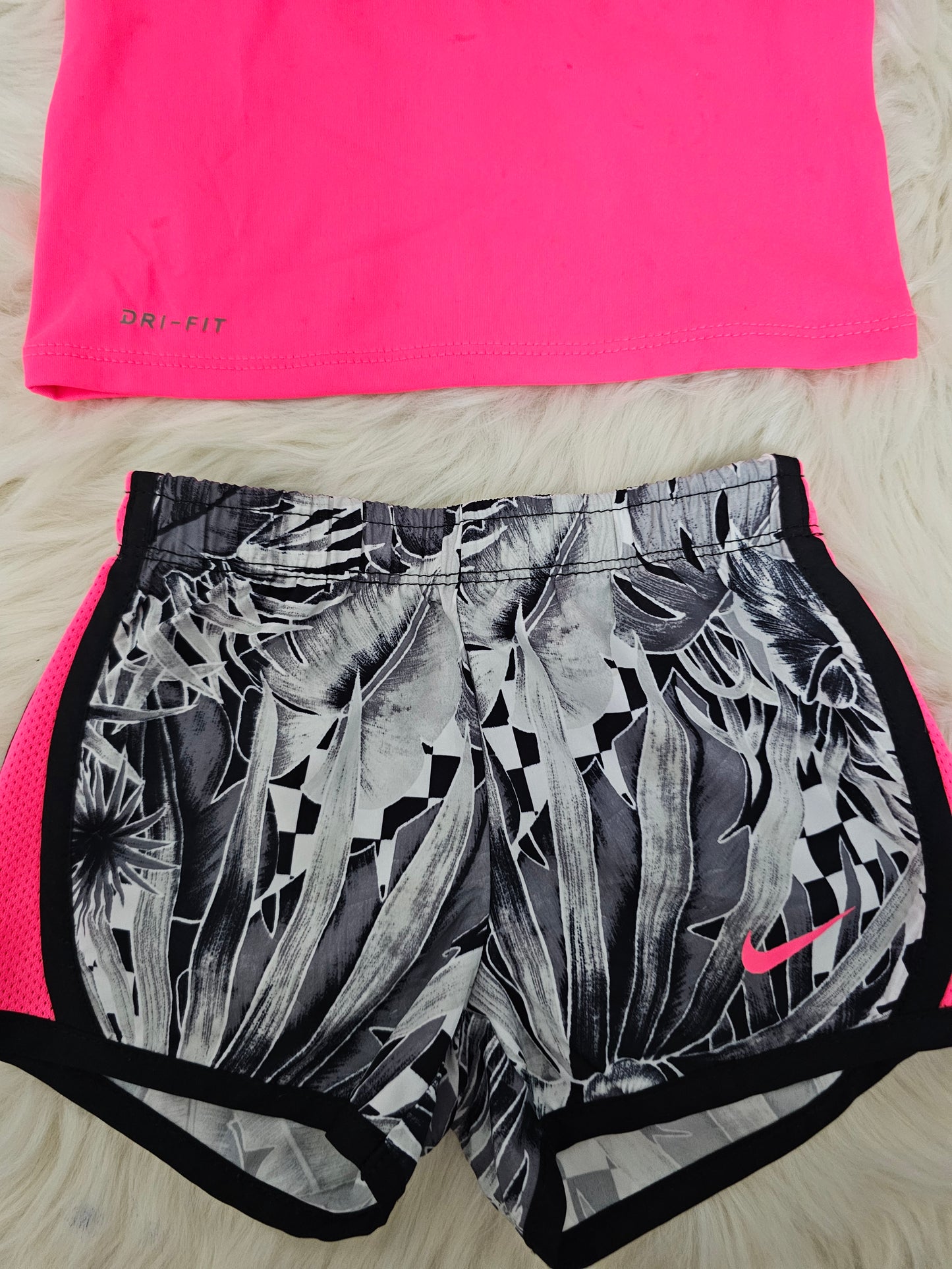 Nike dri-fit Pink training set | 18m